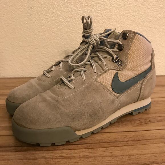 Nike Vintage ACG Mid Top Suede Gray Boots Women's Size 8 Made In Korea - Picture 2 of 9